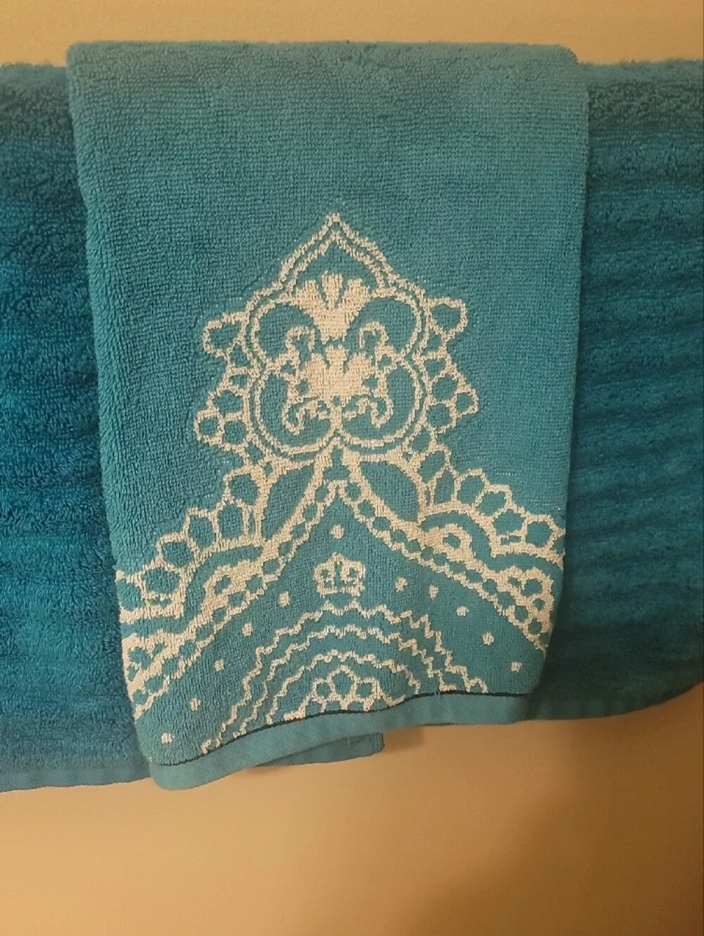 Teal Decorative Cotton Hand Towel with White Lace Pattern